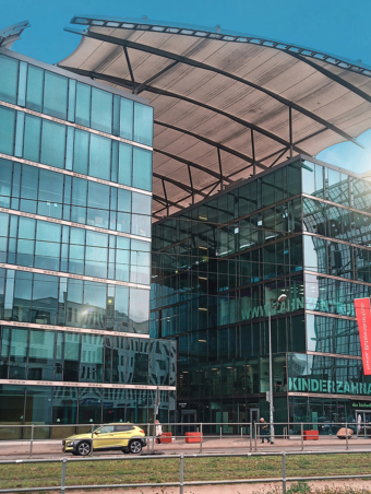 Deutsche_Med_copyright_JV_Balmat